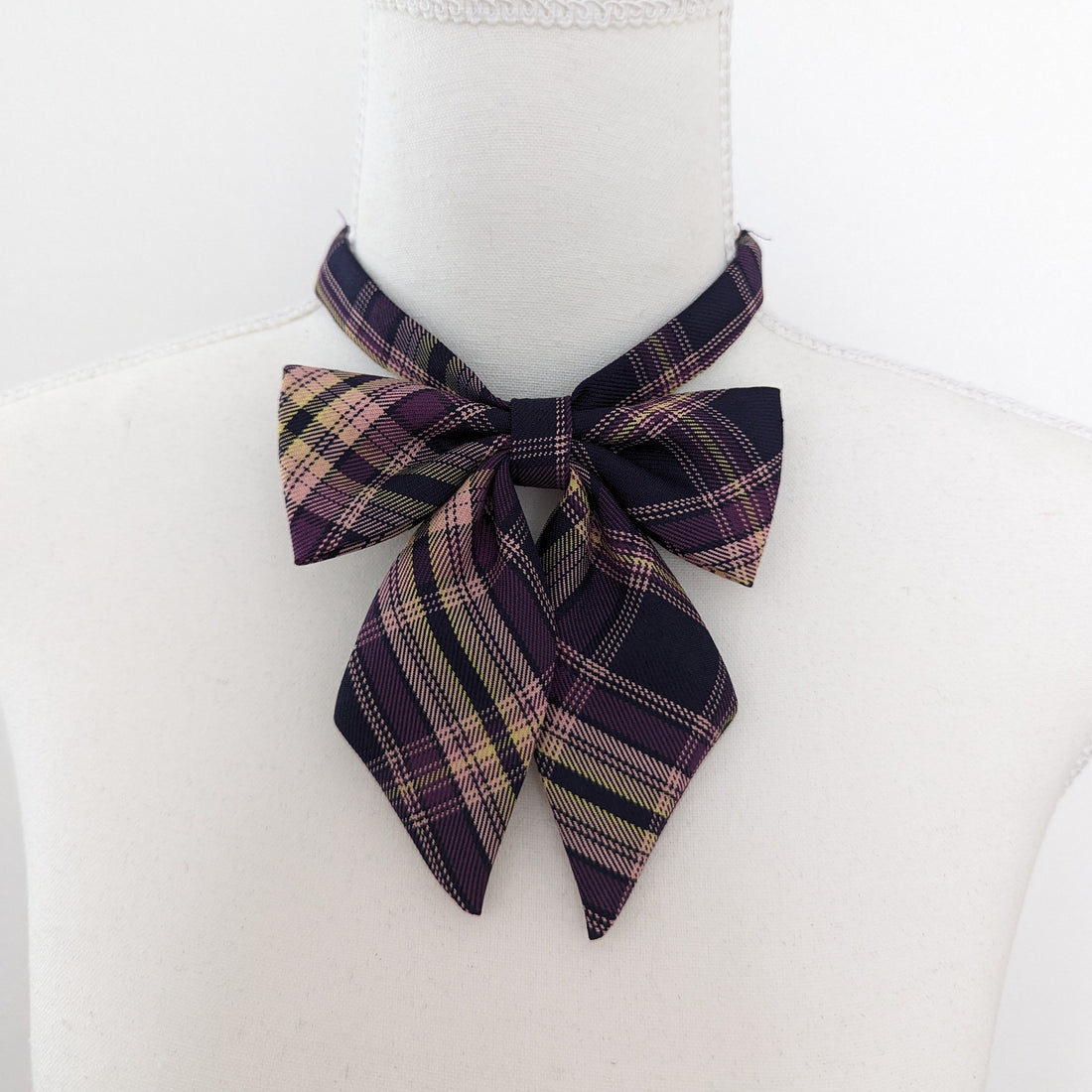 Mini Bowtie (two colours)